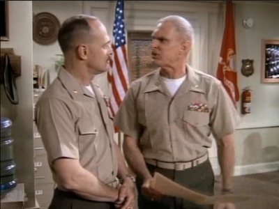 MJOR_DAD_-_E3X01_THE_SHUTDOWN_168.jpg