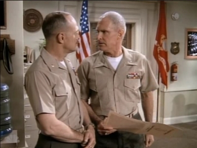 MJOR_DAD_-_E3X01_THE_SHUTDOWN_179.jpg