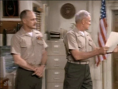 MJOR_DAD_-_E3X01_THE_SHUTDOWN_184.jpg