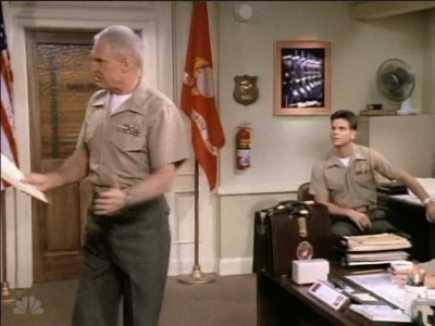 MJOR_DAD_-_E3X01_THE_SHUTDOWN_188.jpg