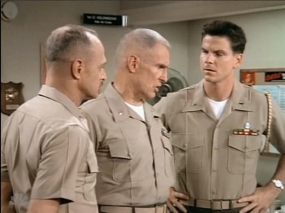 MAJOR_DAD_-_E3X03_POLLYS_PEN_PAL_016.jpg