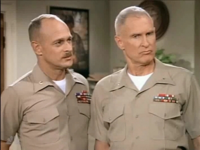 MAJOR_DAD_-_E3X03_POLLYS_PEN_PAL_036.jpg
