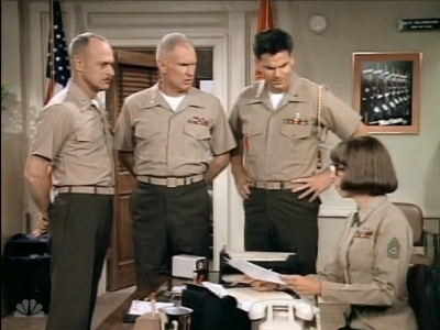 MAJOR_DAD_-_E3X03_POLLYS_PEN_PAL_049.jpg