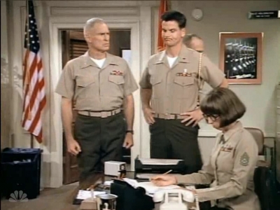 MAJOR_DAD_-_E3X03_POLLYS_PEN_PAL_060.jpg