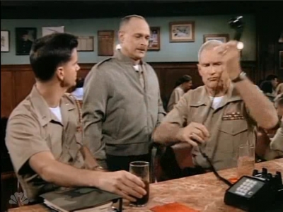 MAJOR_DAD_-_E3X03_POLLYS_PEN_PAL_127.jpg