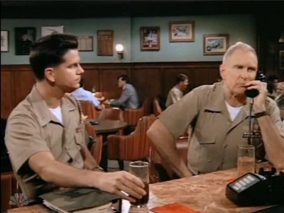 MAJOR_DAD_-_E3X03_POLLYS_PEN_PAL_132.jpg
