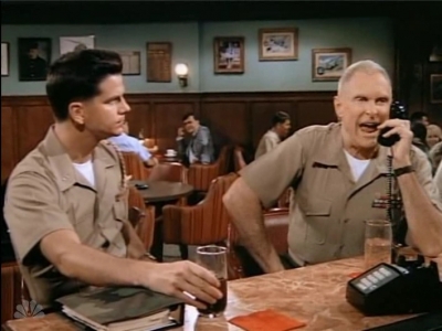 MAJOR_DAD_-_E3X03_POLLYS_PEN_PAL_137.jpg