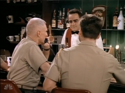 MAJOR_DAD_-_E3X03_POLLYS_PEN_PAL_140.jpg