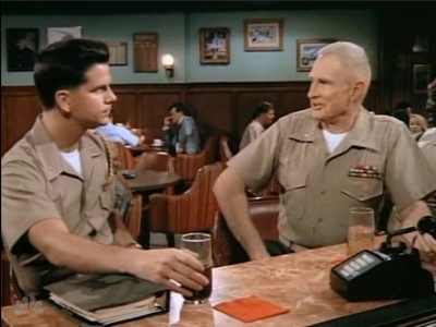 MAJOR_DAD_-_E3X03_POLLYS_PEN_PAL_143.jpg