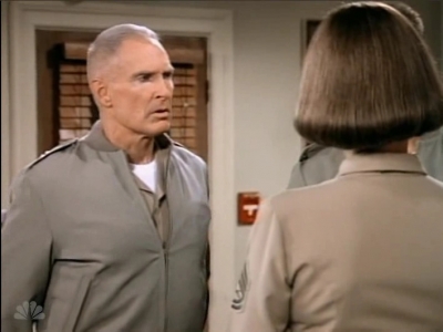 MAJOR_DAD_-_E3X03_POLLYS_PEN_PAL_257.jpg