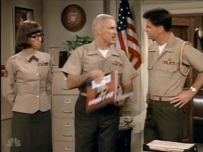 MAJOR_DAD_-_E3X04_A_FEW_GOOD_MEN_031.jpg