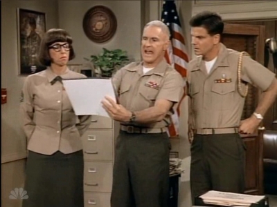 MAJOR_DAD_-_E3X04_A_FEW_GOOD_MEN_033.jpg