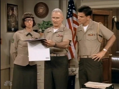 MAJOR_DAD_-_E3X04_A_FEW_GOOD_MEN_036.jpg