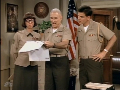 MAJOR_DAD_-_E3X04_A_FEW_GOOD_MEN_039.jpg