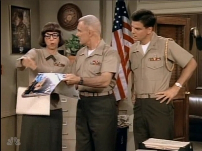 MAJOR_DAD_-_E3X04_A_FEW_GOOD_MEN_041.jpg