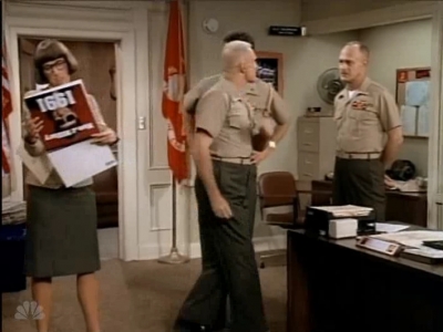 MAJOR_DAD_-_E3X04_A_FEW_GOOD_MEN_045.jpg