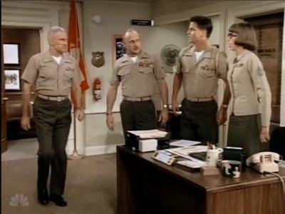MAJOR_DAD_-_E3X04_A_FEW_GOOD_MEN_131.jpg