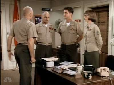 MAJOR_DAD_-_E3X04_A_FEW_GOOD_MEN_141.jpg