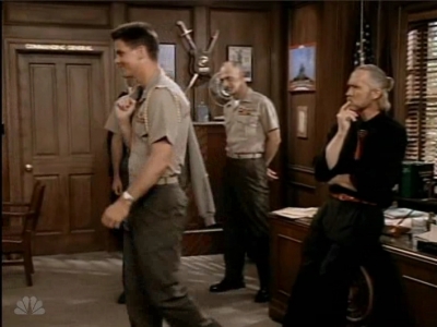 MAJOR_DAD_-_E3X04_A_FEW_GOOD_MEN_286.jpg
