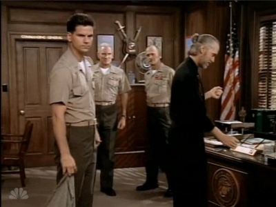 MAJOR_DAD_-_E3X04_A_FEW_GOOD_MEN_290.jpg