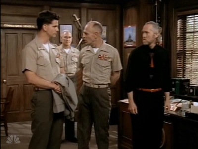 MAJOR_DAD_-_E3X04_A_FEW_GOOD_MEN_292.jpg