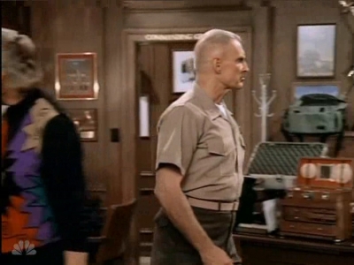 MAJOR_DAD_-_E3X04_A_FEW_GOOD_MEN_335.jpg