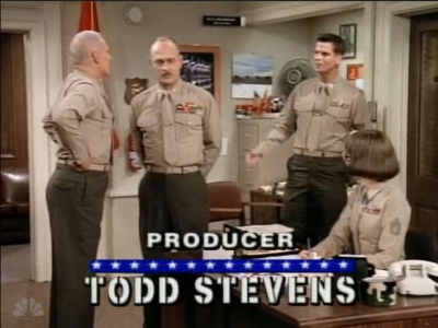 MAJOR_DAD_-_E3X05_POKER_NIGHT_025.jpg