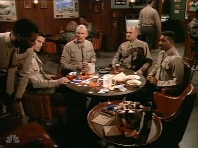 MAJOR_DAD_-_E3X05_POKER_NIGHT_239.jpg
