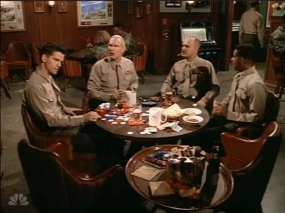 MAJOR_DAD_-_E3X05_POKER_NIGHT_240.jpg