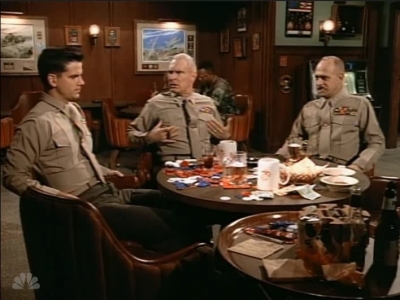 MAJOR_DAD_-_E3X05_POKER_NIGHT_293.jpg