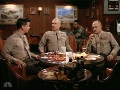 MAJOR_DAD_-_E3X05_POKER_NIGHT_323.jpg