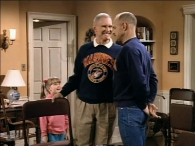 MAJOR_DAD_-_E3X05_POKER_NIGHT_338.jpg
