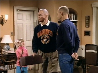 MAJOR_DAD_-_E3X05_POKER_NIGHT_341.jpg