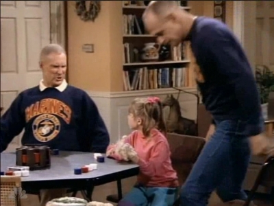 MAJOR_DAD_-_E3X05_POKER_NIGHT_360.jpg