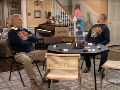 MAJOR_DAD_-_E3X05_POKER_NIGHT_377.jpg