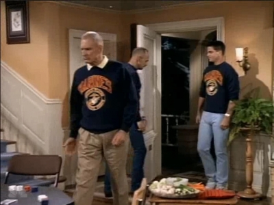 MAJOR_DAD_-_E3X05_POKER_NIGHT_422.jpg