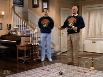 MAJOR_DAD_-_E3X05_POKER_NIGHT_451.jpg
