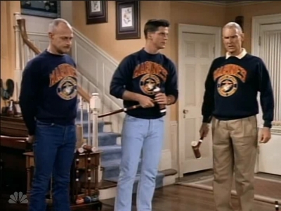MAJOR_DAD_-_E3X05_POKER_NIGHT_526.jpg