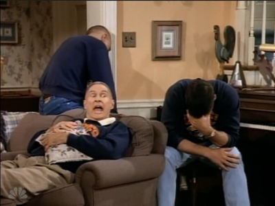 MAJOR_DAD_-_E3X05_POKER_NIGHT_693.jpg