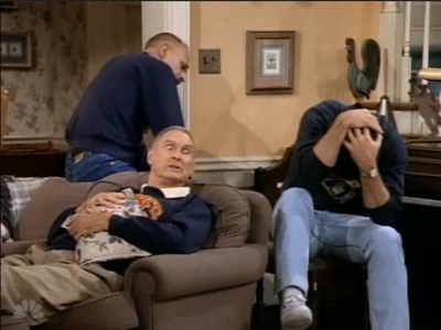 MAJOR_DAD_-_E3X05_POKER_NIGHT_696.jpg