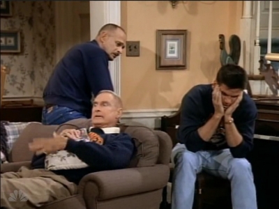 MAJOR_DAD_-_E3X05_POKER_NIGHT_707.jpg