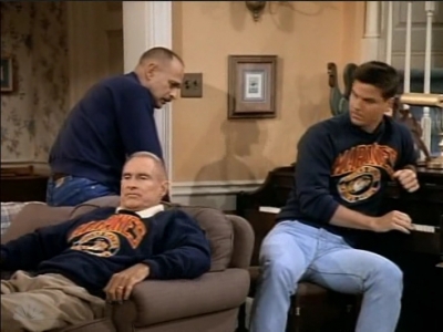MAJOR_DAD_-_E3X05_POKER_NIGHT_719.jpg