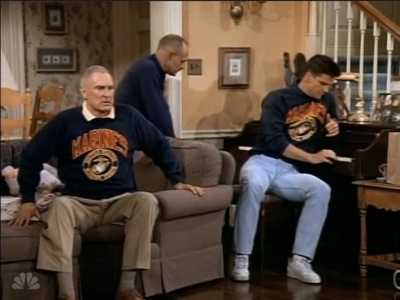 MAJOR_DAD_-_E3X05_POKER_NIGHT_739.jpg