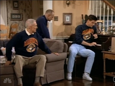 MAJOR_DAD_-_E3X05_POKER_NIGHT_740.jpg