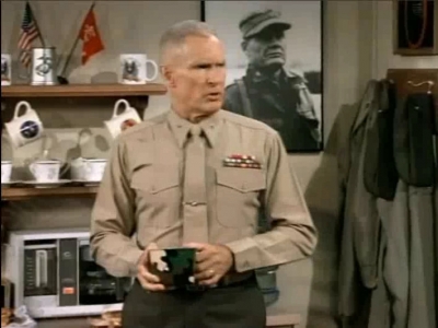 MAJOR_DAD_-_E3X06_ANYTHING_YOU_CAN_DO_I_CAN_DO_PERKY_040.jpg
