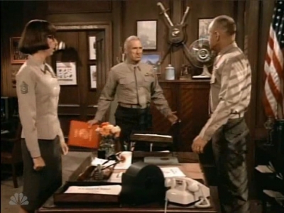 MAJOR_DAD_-_E3X06_ANYTHING_YOU_CAN_DO_I_CAN_DO_PERKY_091.jpg