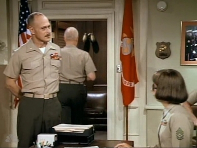 MAJOR_DAD_-_E3X07_EDUCATING_CASEY_200.jpg