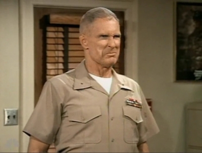 MAJOR_DAD_-_E3X07_EDUCATING_CASEY_240.jpg