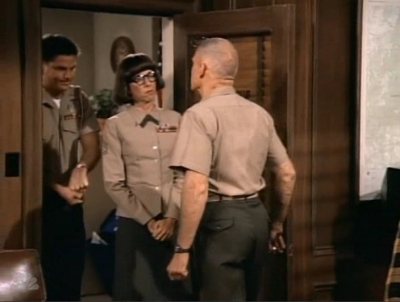MAJOR_DAD_-_E3X07_EDUCATING_CASEY_412.jpg