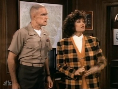 MAJOR_DAD_-_E3X07_EDUCATING_CASEY_455.jpg